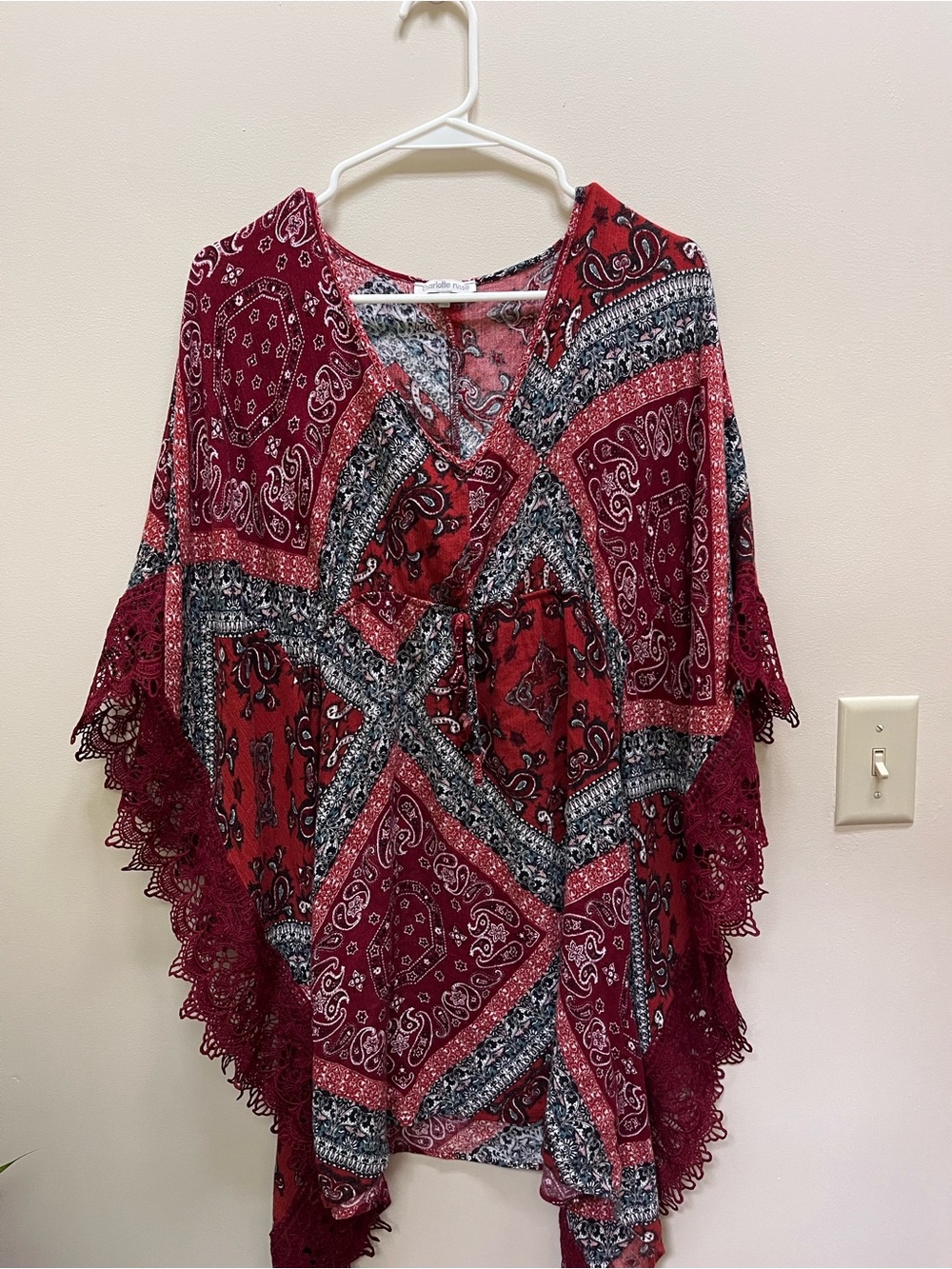 Charlotte Russe Red Paisley Lace-Trim Kimono Dress